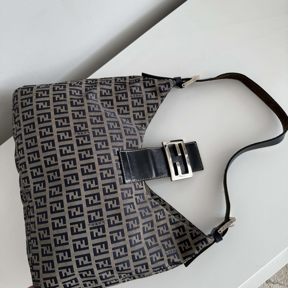 SOLD!! Fendi vintage Zucchino shoulder bag - Picture 8 of 16